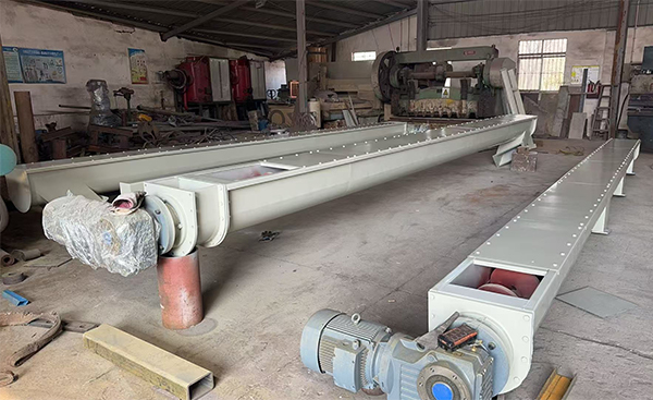 無軸螺旋輸送機(jī)廠家浙江凱欣環(huán)保科技有限公司為客戶定制的3臺(tái)餐廚垃圾螺旋輸送機(jī)制造完成